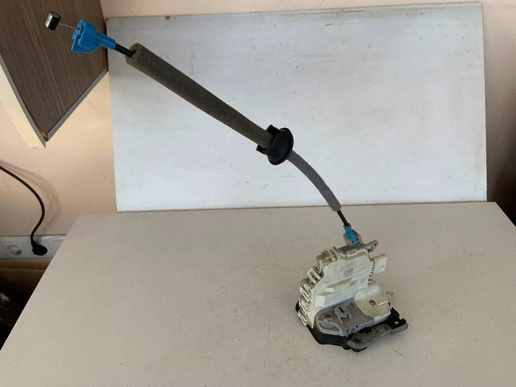 Rear door lock – Audi A3 S3 8V (2013-2019)