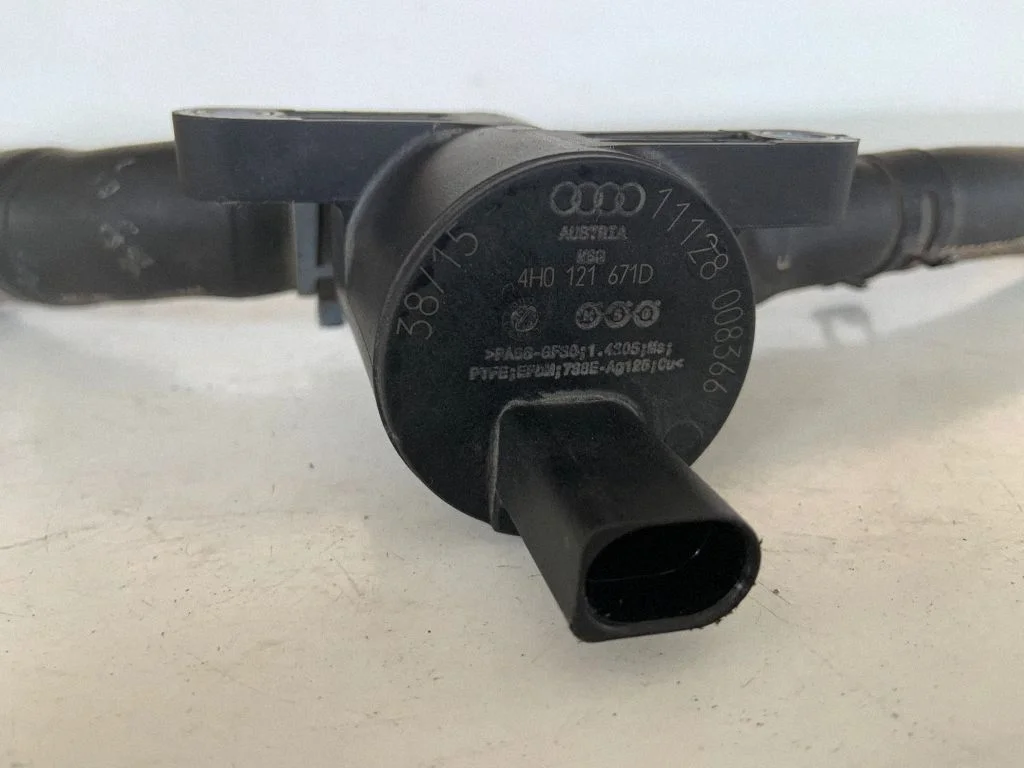 Elektriline lisatsirkulatsioonipump – Audi Q7 4M (2015-)