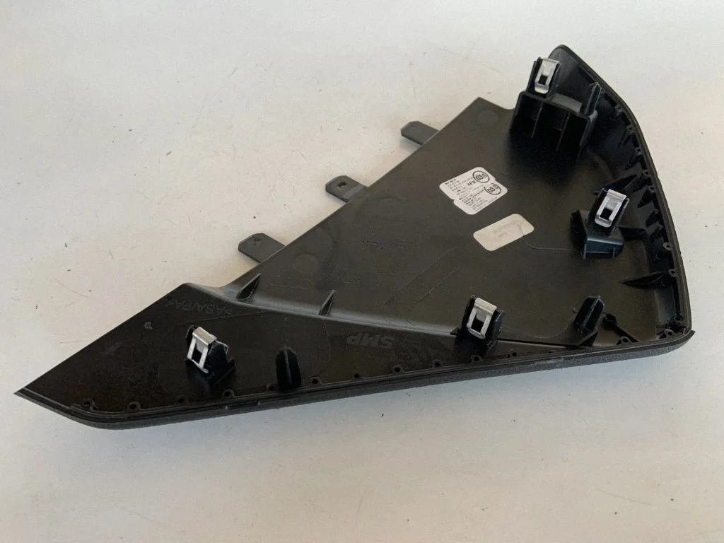 Dashboard side end trim 80A857086