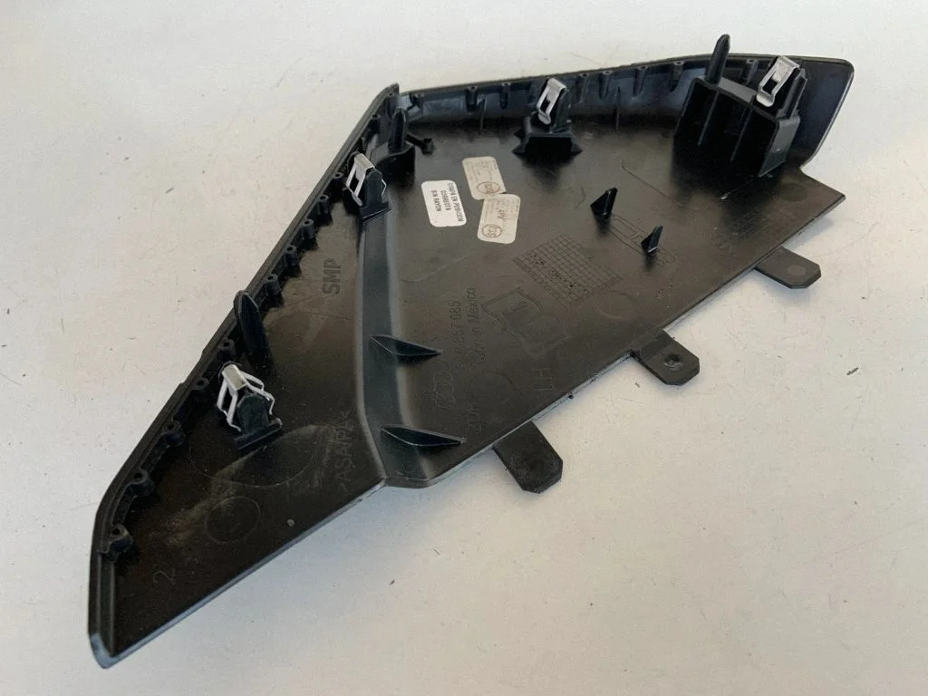 Dashboard side end trim 80A857085