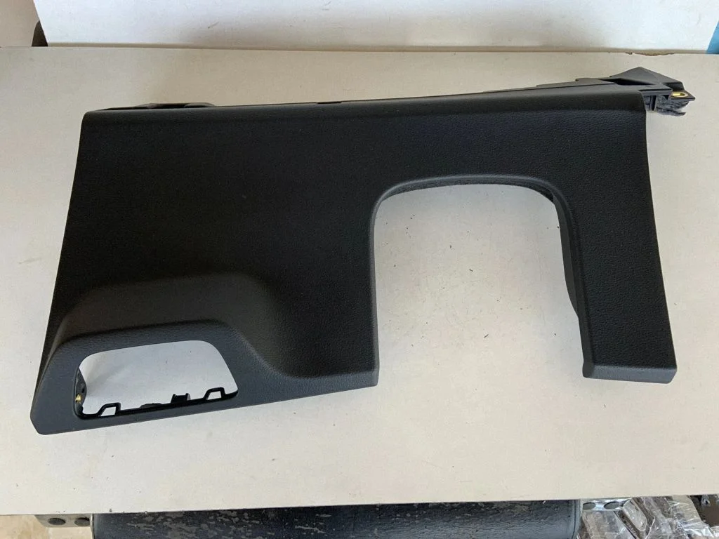 Dashboard side end trim 80C863075