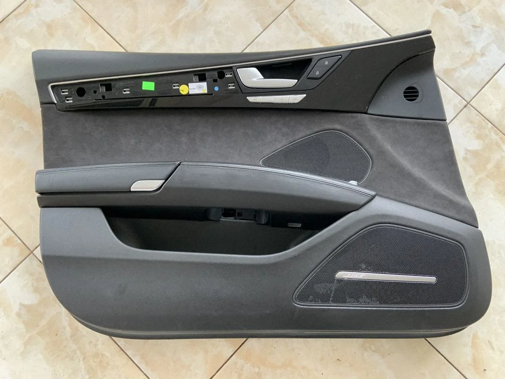 Front door card panel trim – Audi A8 S8 D4 4H (2010-2016)