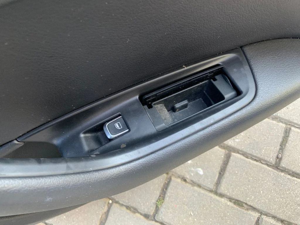 Apmušimas galinių durų (obšifke)