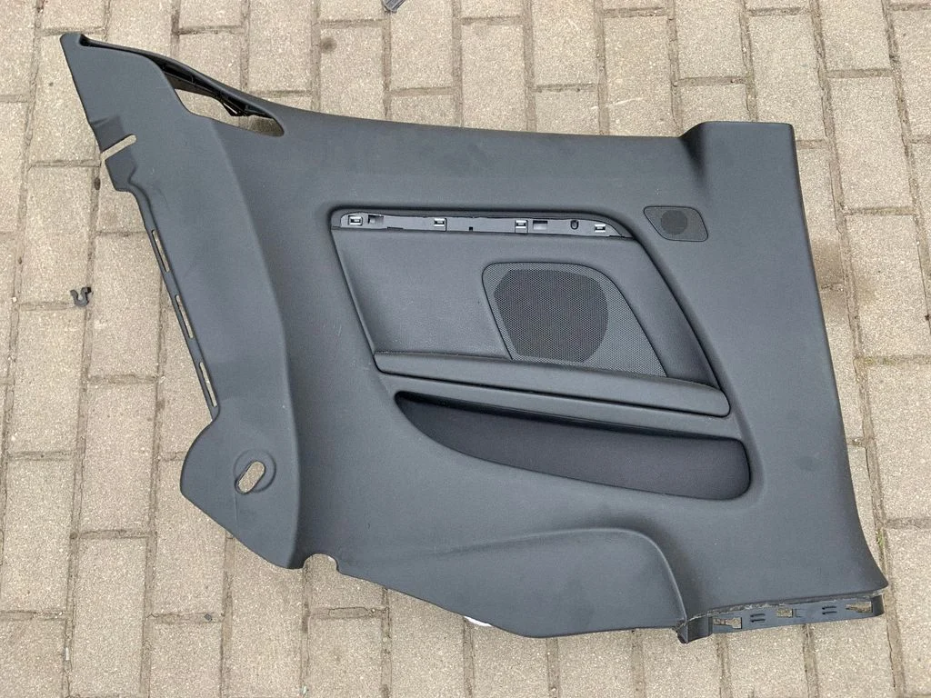 Rear door card panel trim 8T0867035