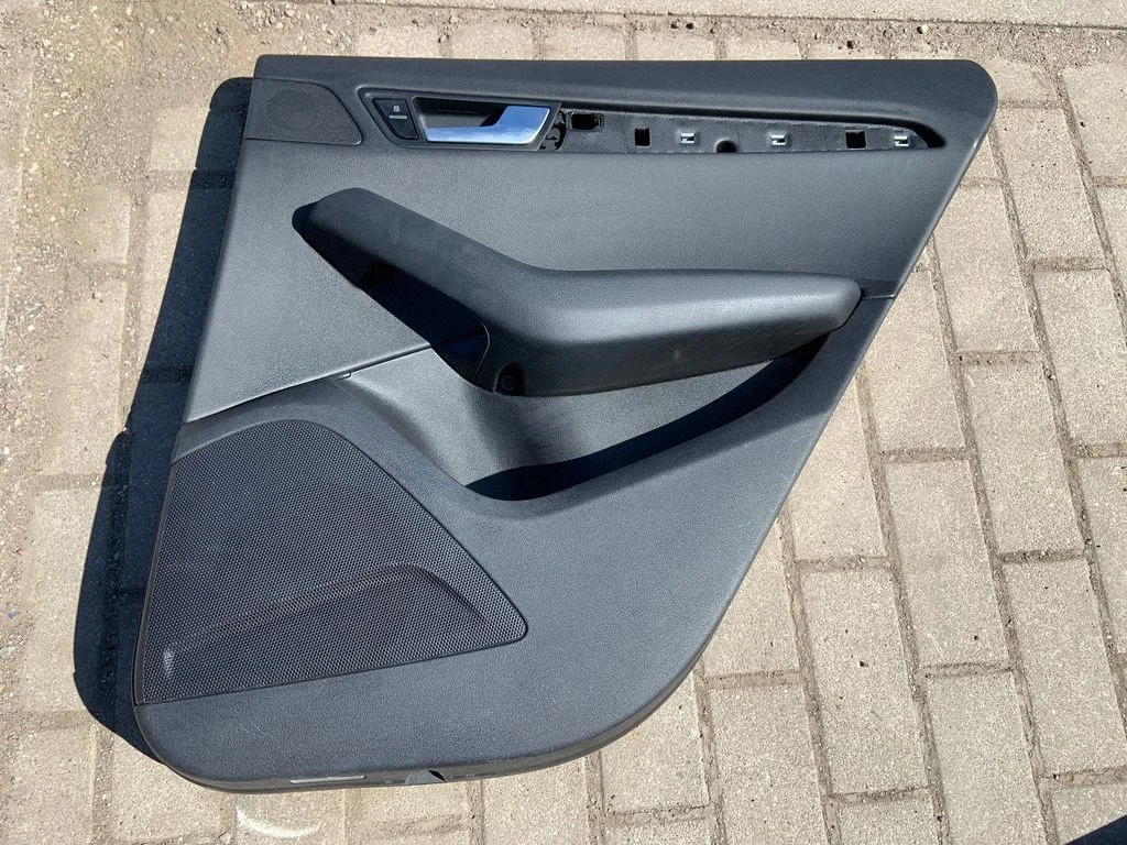 Rear door card panel trim 8R0867306