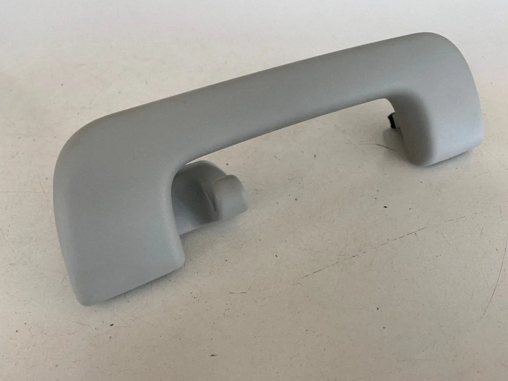 Tagumine lae käepide 8K0857608A