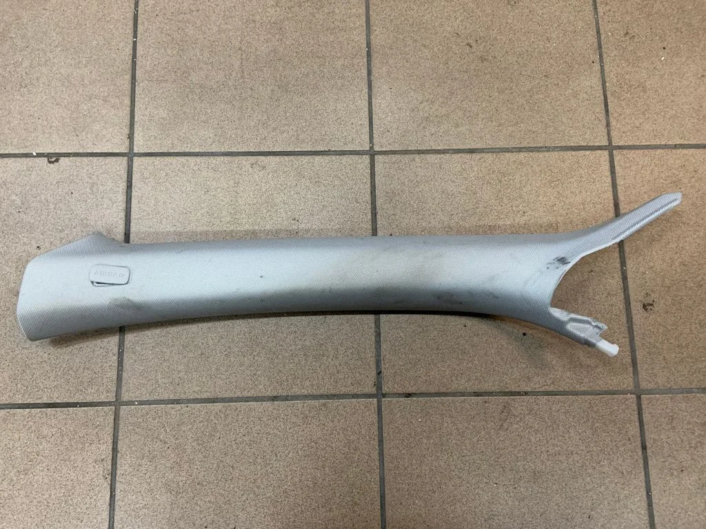 (A) pillar trim 8T0867233B
