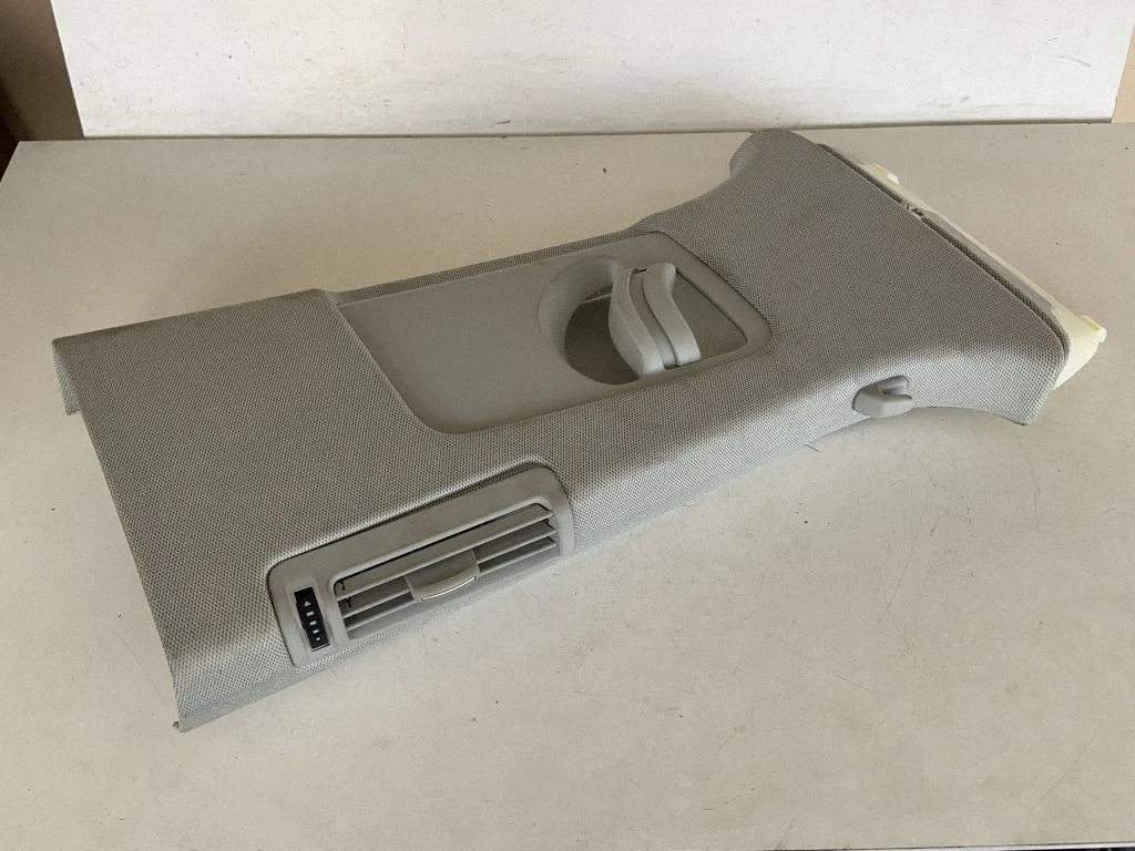 (B) pillar trim (top) – Audi Q7 4M (2015-)