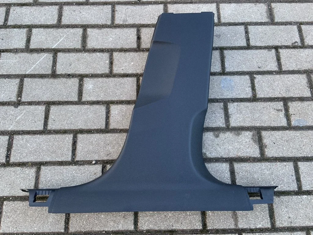 (B) piilari kate (alumine) 8W8867240A