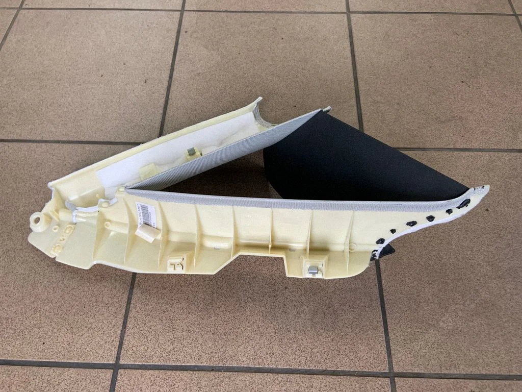 (C) pillar trim – Audi A4 Allroad B8 (2008-2016)