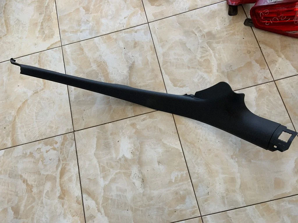 Tagalävise kate (sisemine) 4G0867768A