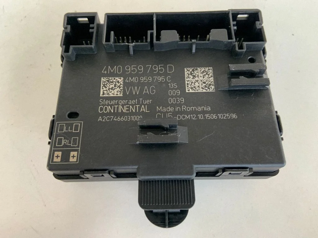 Door control unit/module – Audi Q7 4M (2015-)