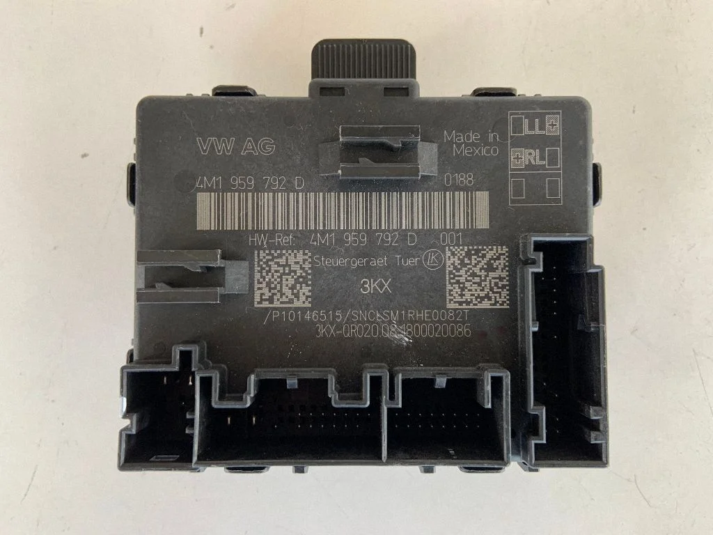 Door control unit/module 4M1959792D