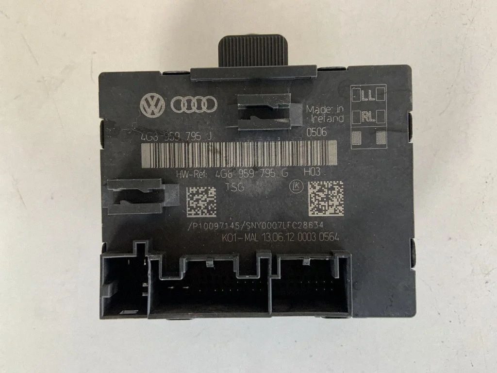 Durvju elektronikas vadības bloks 4G8959795J