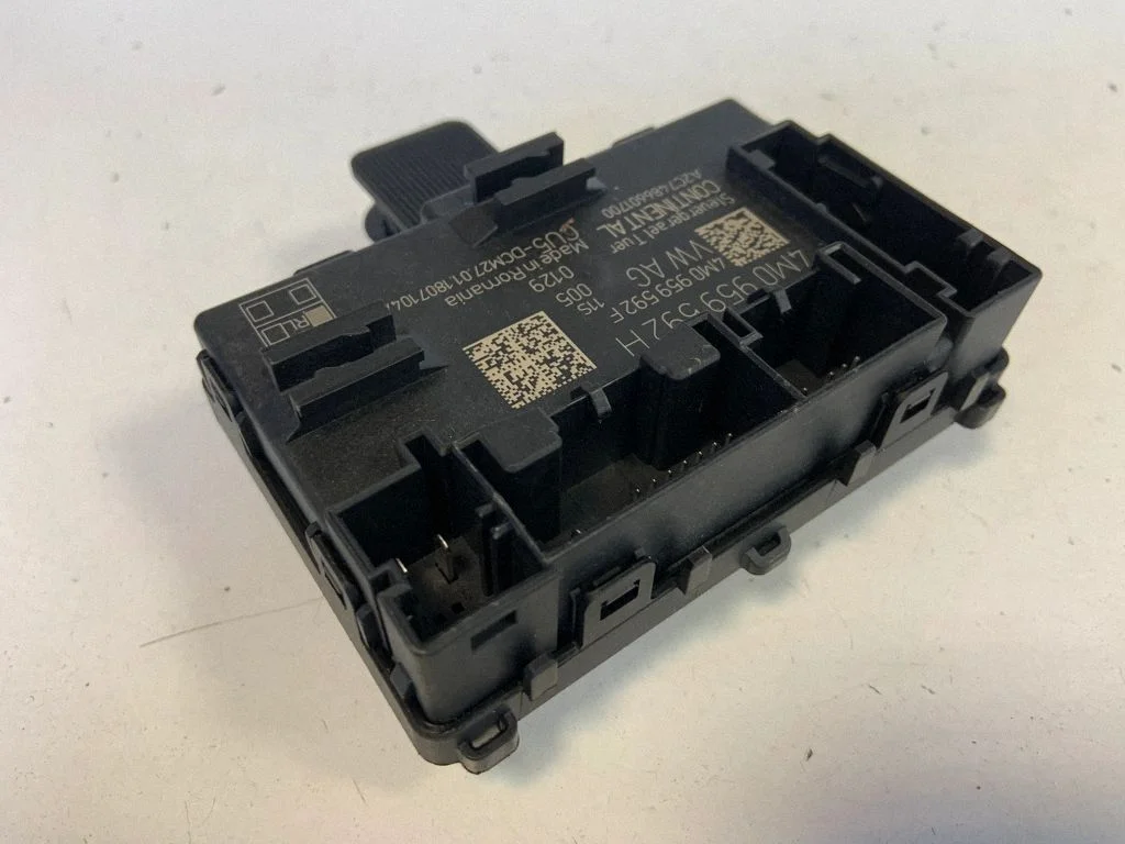 Door control unit/module 4M0959592H