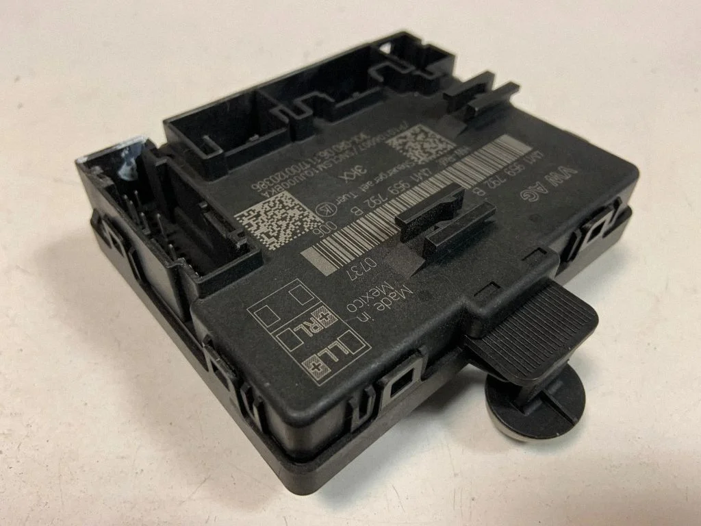 Door control unit/module 4M1959792B