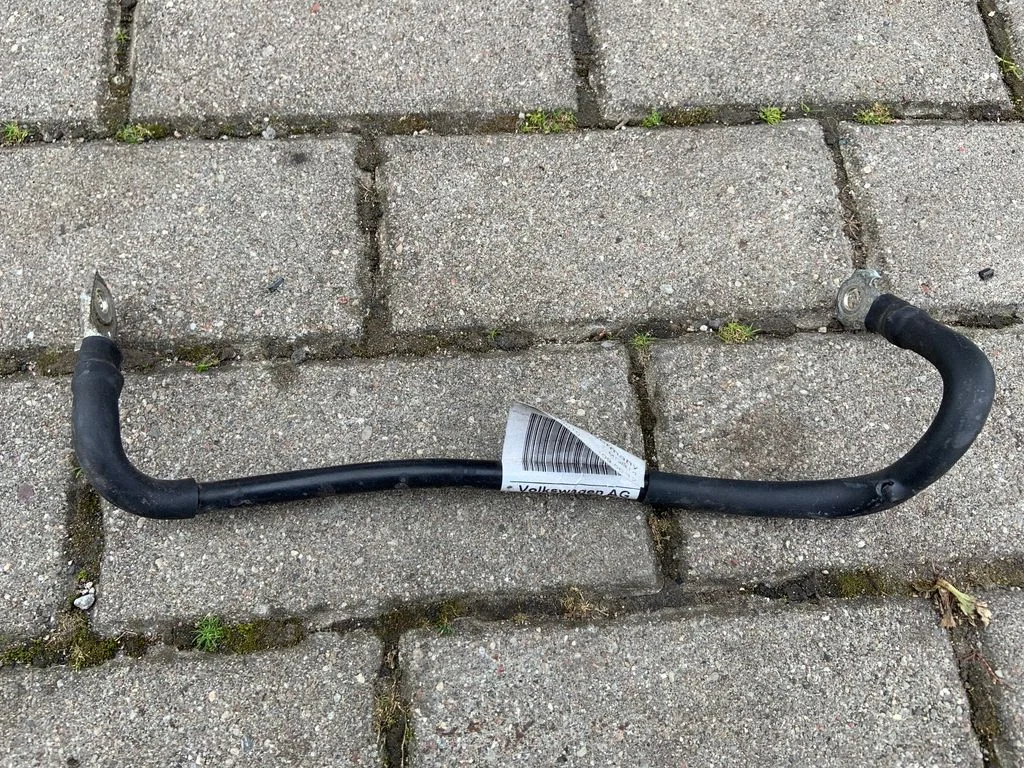 Miinusjuhe (aku) – Audi A3 S3 8V (2013-2019)