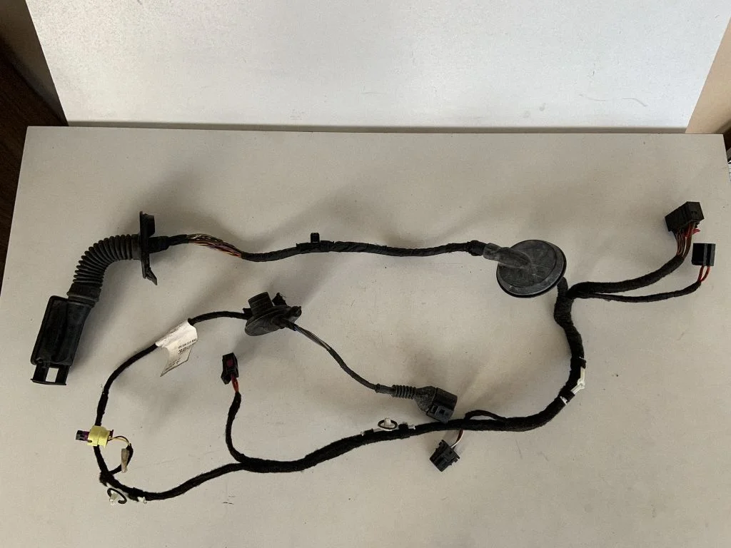 Esiukse juhtmestik 4G5971029BC