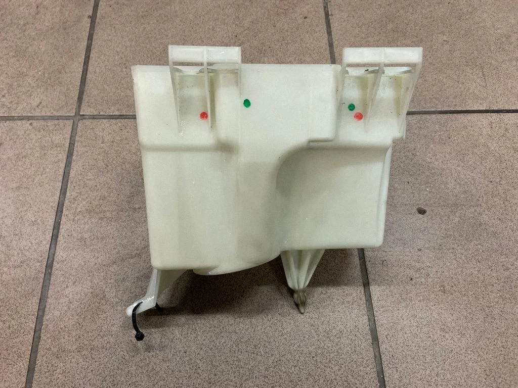 Fuse box cover A2055400124