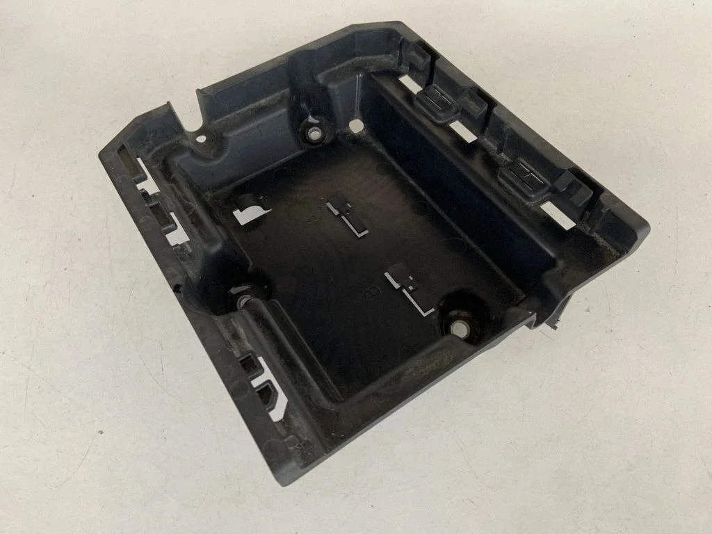 Kita variklio skyriaus detalė