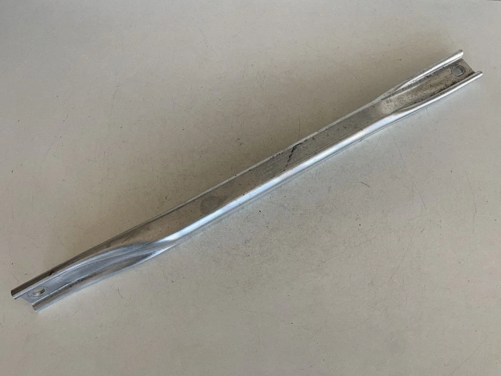 Kita variklio skyriaus detalė