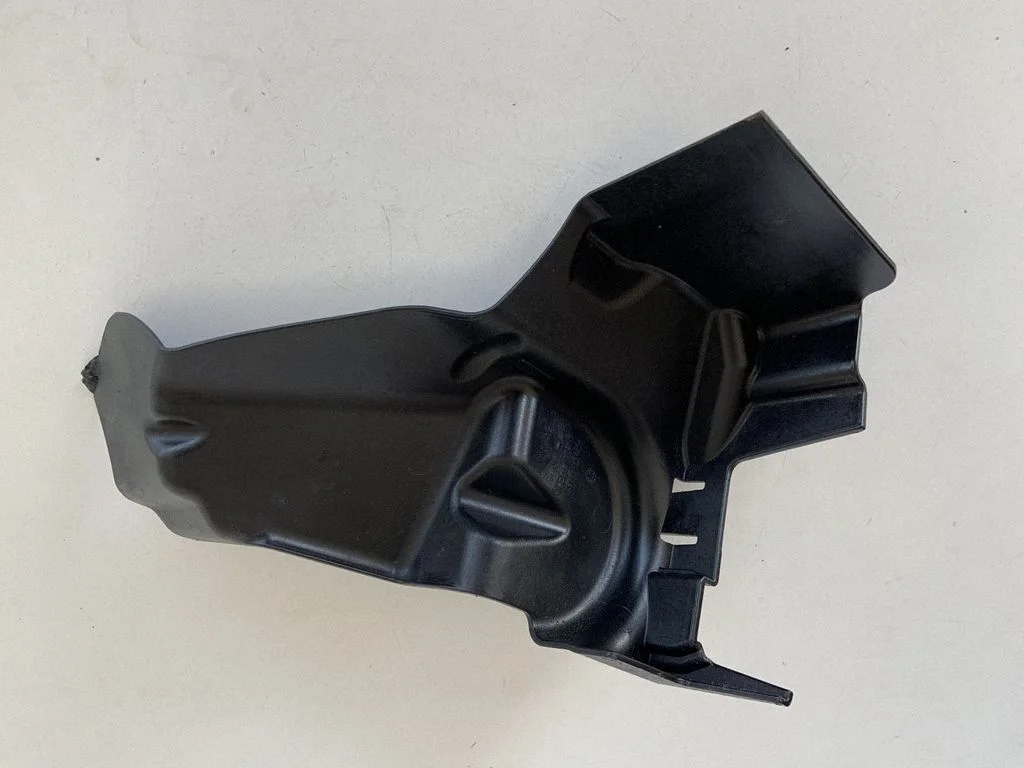 Kita variklio skyriaus detalė