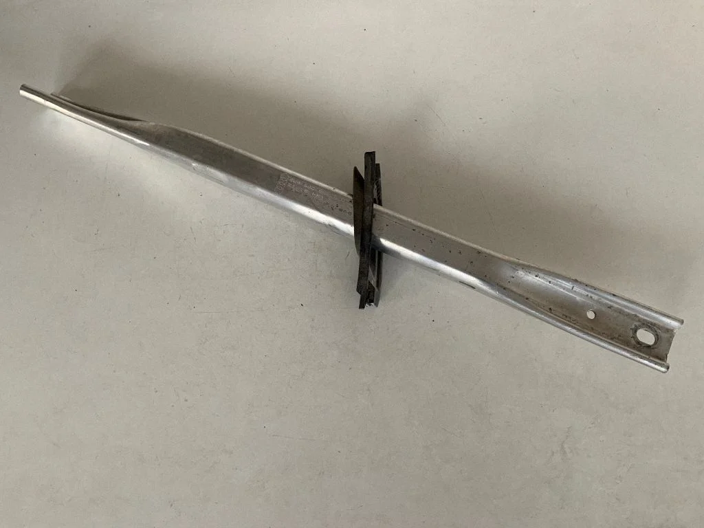 Kita variklio skyriaus detalė