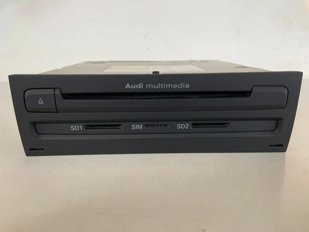 Radio/CD/DVD/GPS head unit – Audi A8 S8 D4 4H (2010-2016)