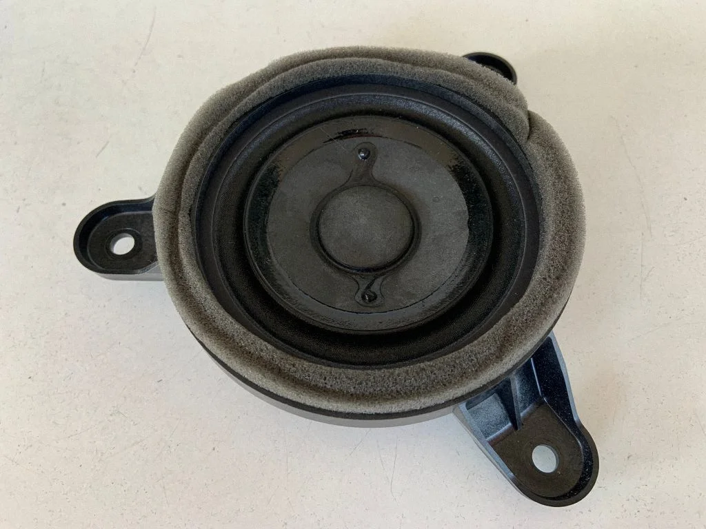 Esiukse kõlar(id) 4H0035397