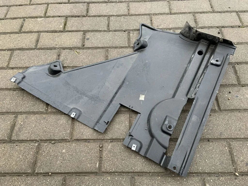 Rear underbody cover/under tray 80A825215B