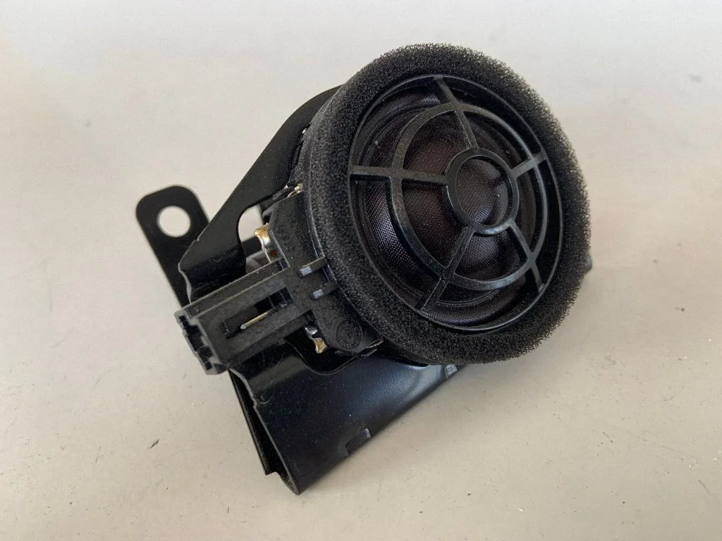 Front door high frequency speaker 80A035400D