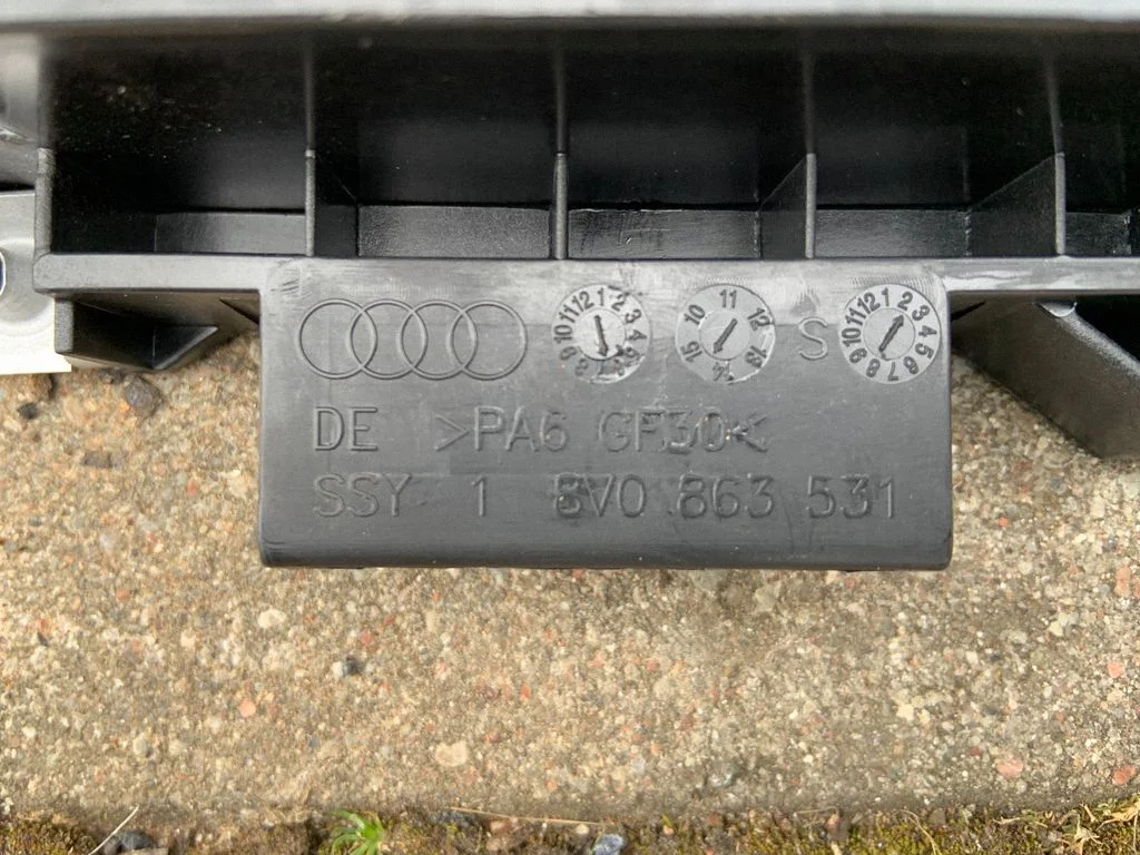 Other center console (tunnel) element – Audi A3 S3 8V (2013-2019)