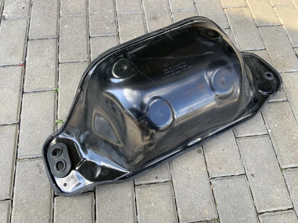 Dzinēja siltumizolācija (aizsargs pret karstumu) 4M0819523A