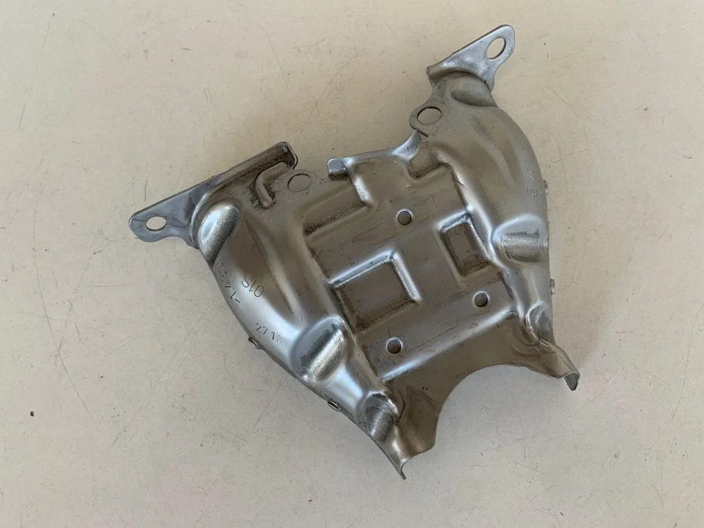 Heat shield in engine bay – Audi Q5 SQ5 FY (2017-2025)