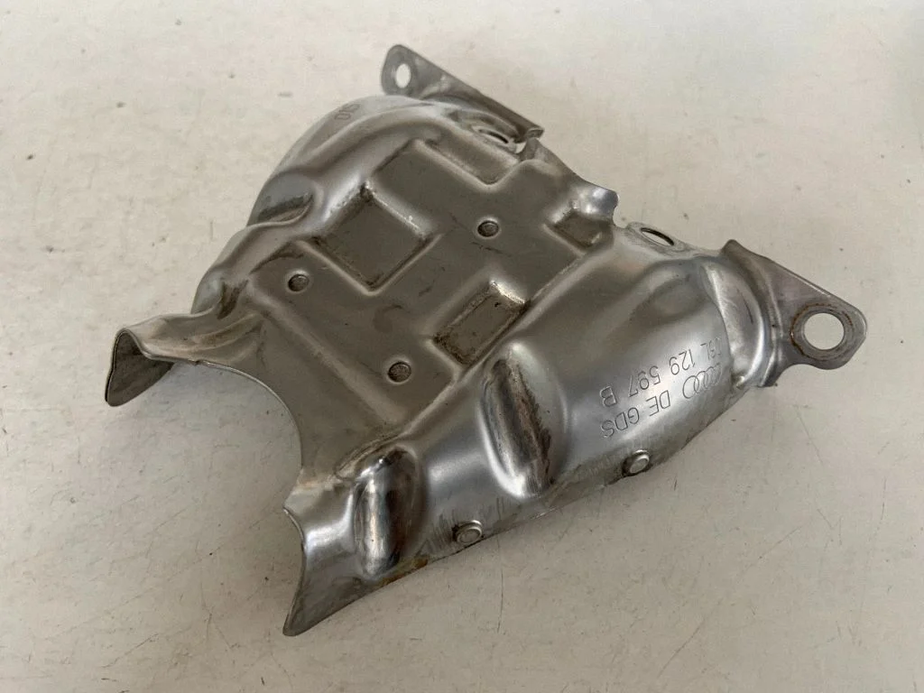 Heat shield in engine bay – Audi A4 Allroad B8 (2008-2016)