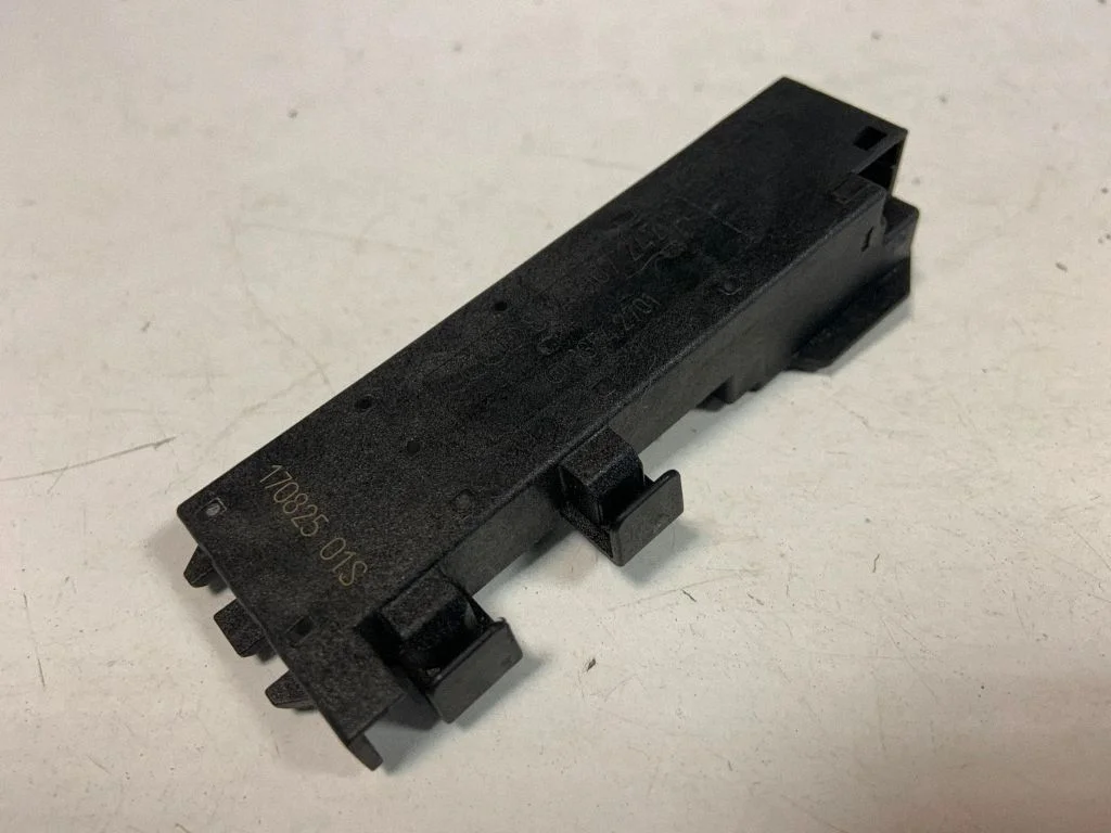 Võtmeta süsteemi KESSY (keyless) juhtplokk/moodul 80A907247A