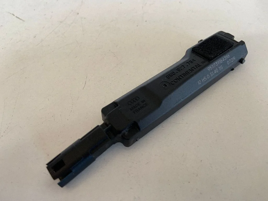Keyless (KESSY) go control unit/module 8W0927754