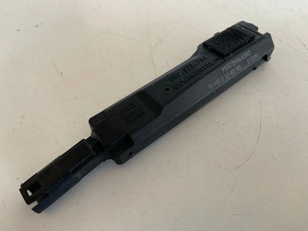 Keyless (KESSY) go control unit/module 8W0927754