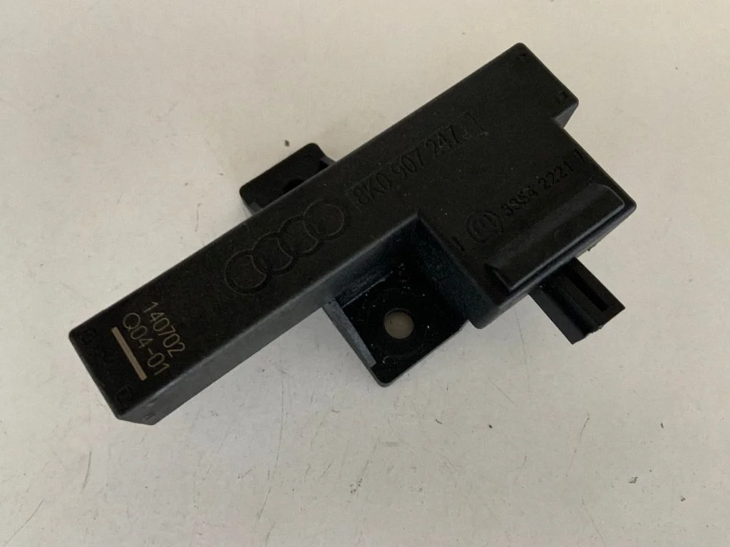 Keyless (KESSY) go control unit/module 8K0907247