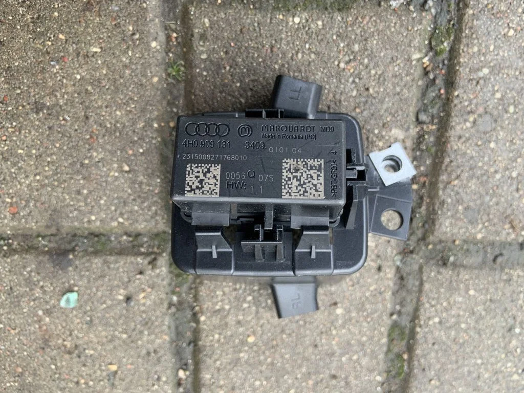 Beraktės sistemos KESSY (keyless) valdymo blokas/ modulis
