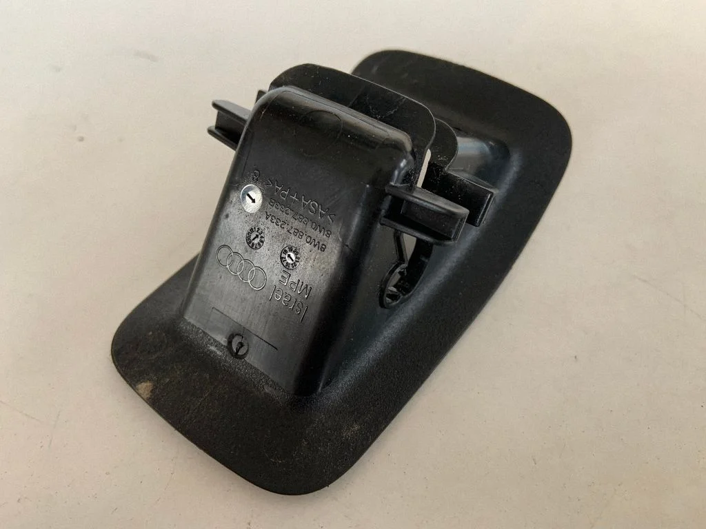 ISOFIX dangtelis