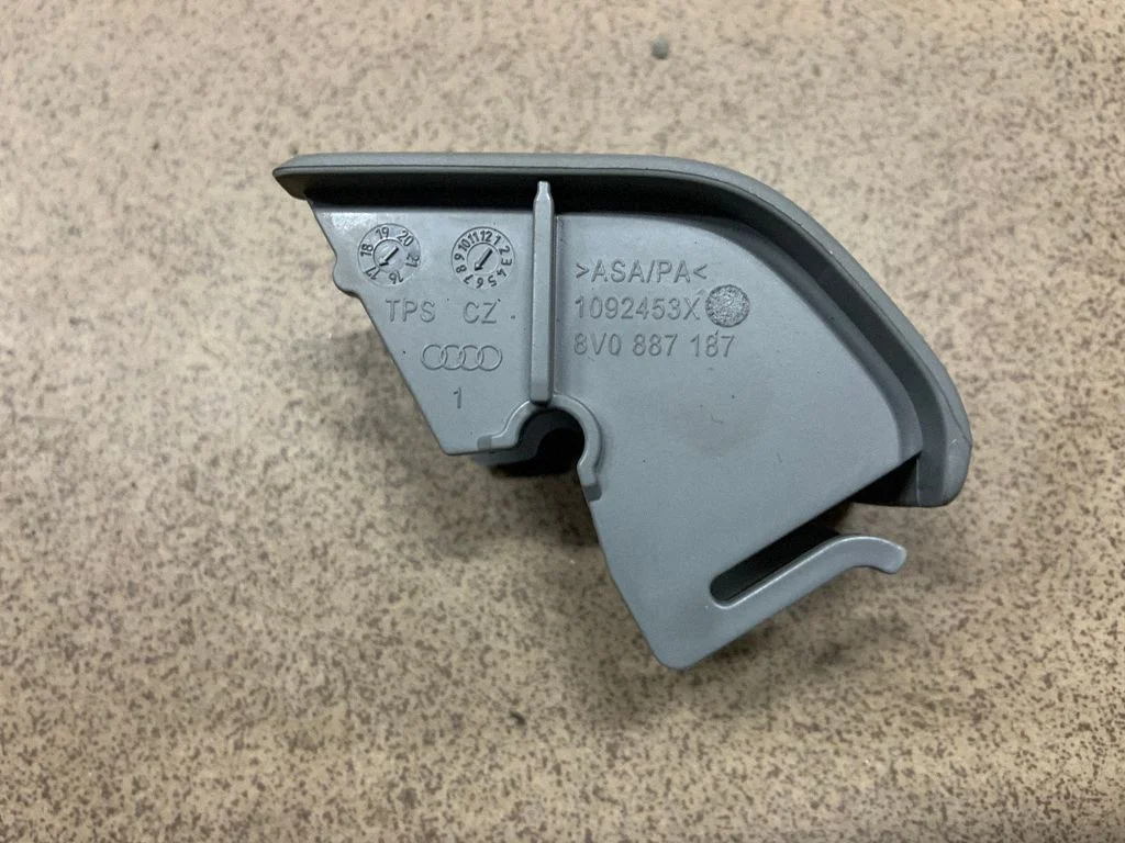 ISOFIX dangtelis