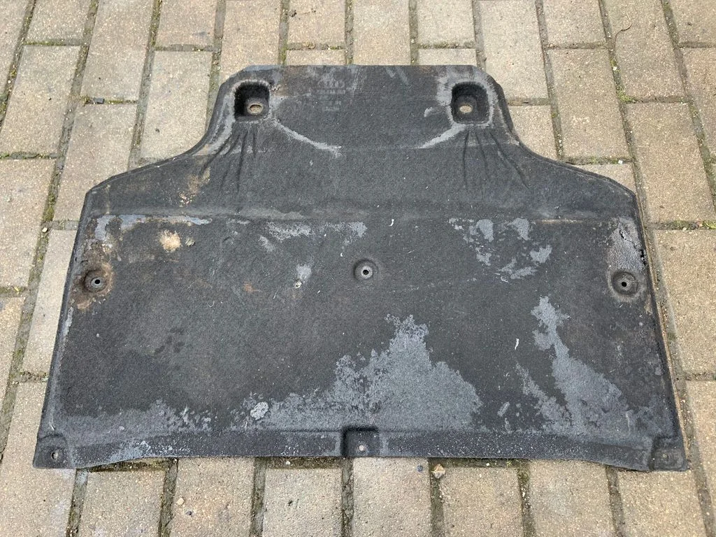 Pavarų dėžės apsauga
