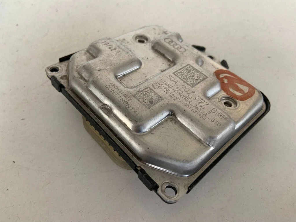 LED ballast control module 80A907397B