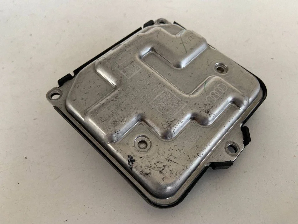 LED ballast control module 80A907397B