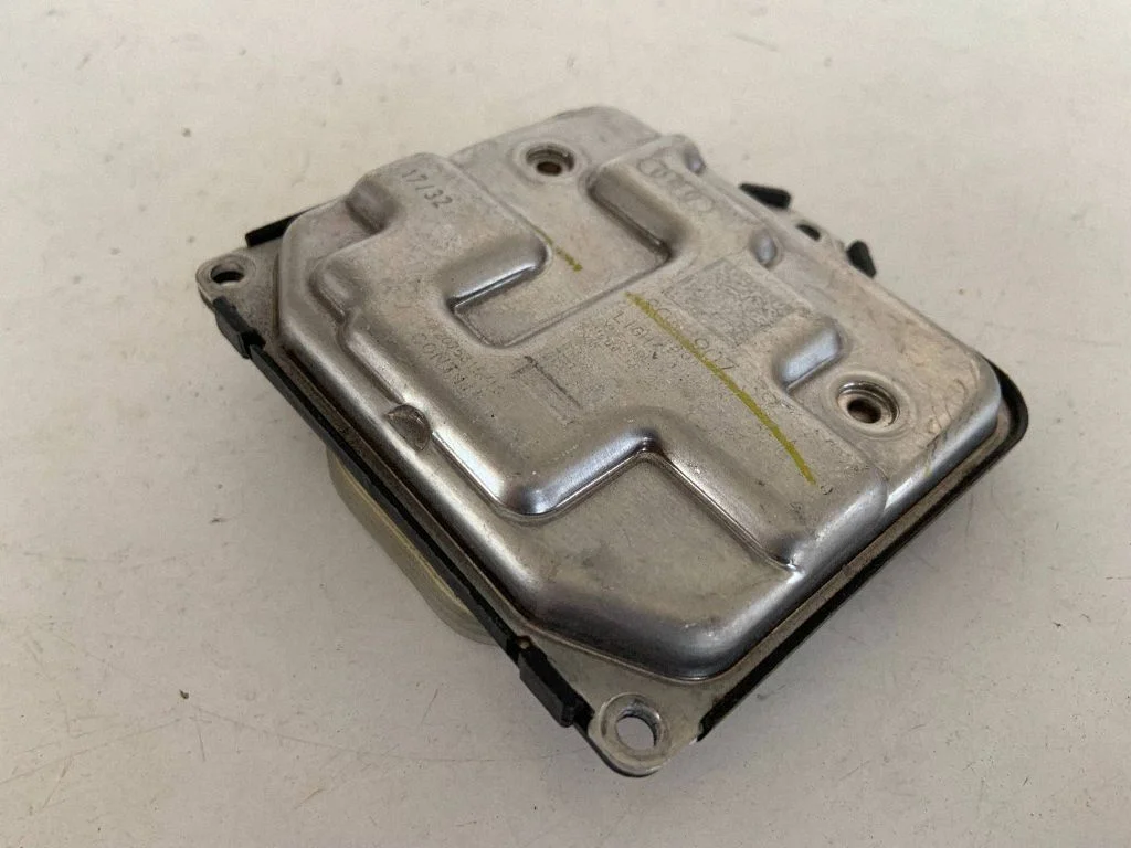 LED ballast control module 80A907397A
