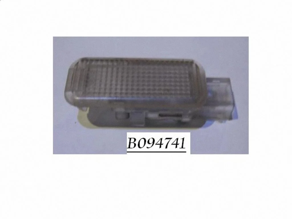 Boot/trunk interior light B094741