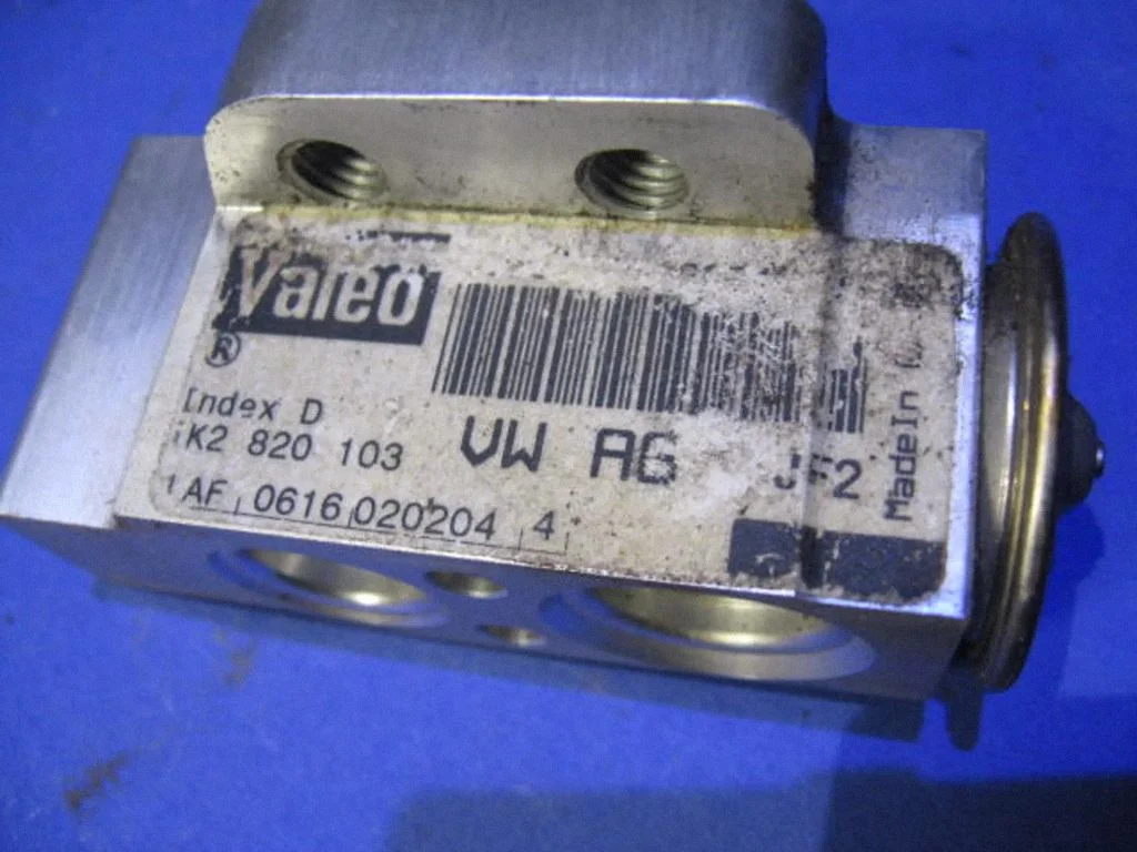 Air conditioning (A/C) expansion valve – Volkswagen Caddy (2004-2010)