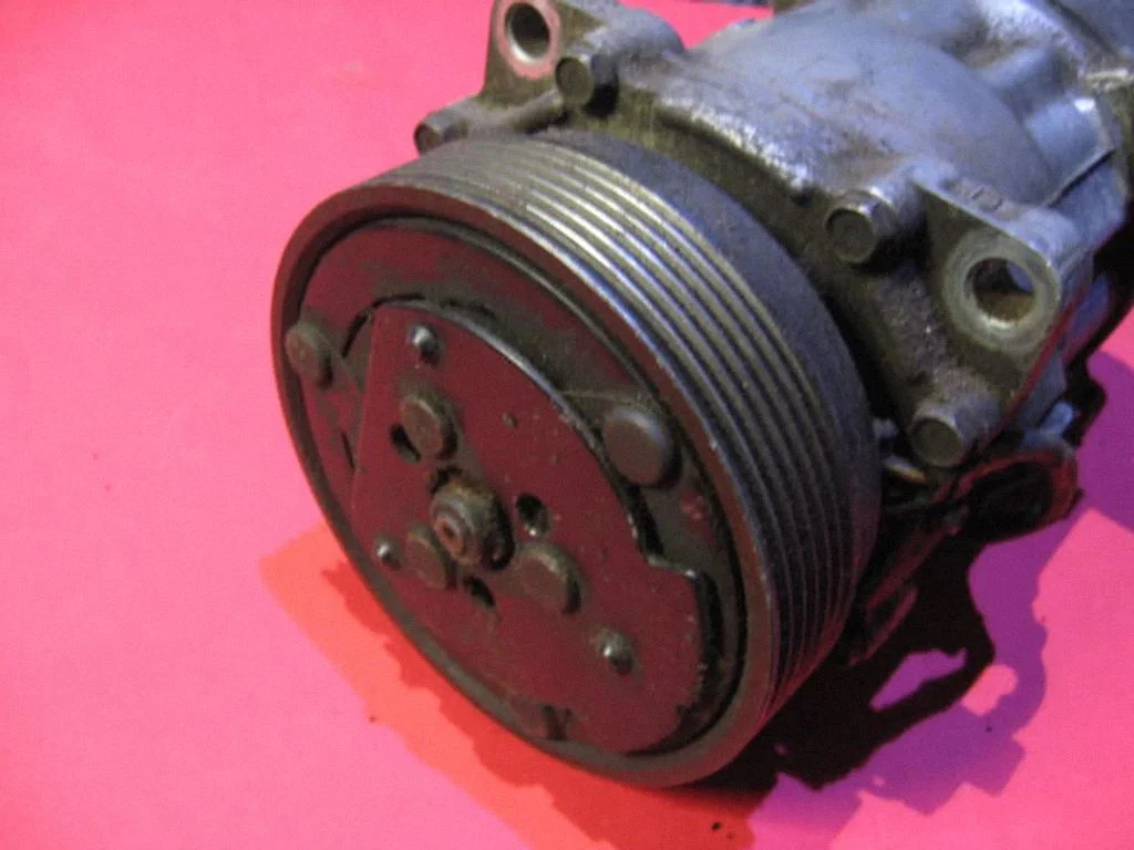 Air conditioning (A/C) compressor (pump) 7M0820803Q