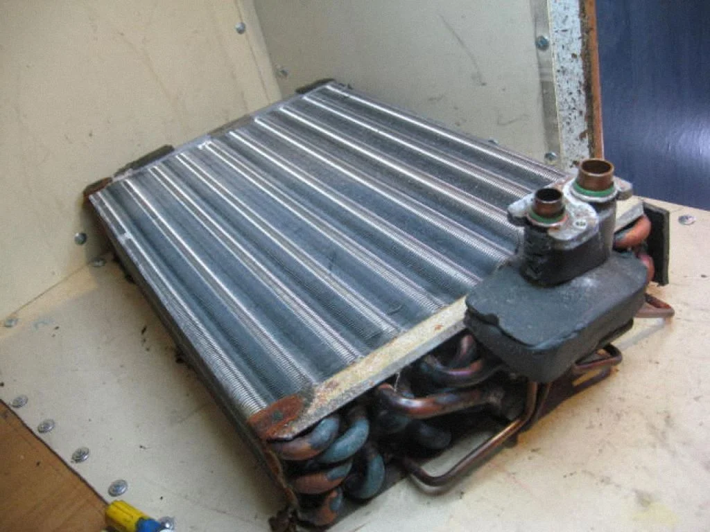 Air conditioning (A/C) radiator (interior) – centre